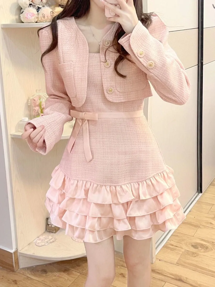 Autumn Outfit For Breasts Pink Short Coat Suspender Skirt