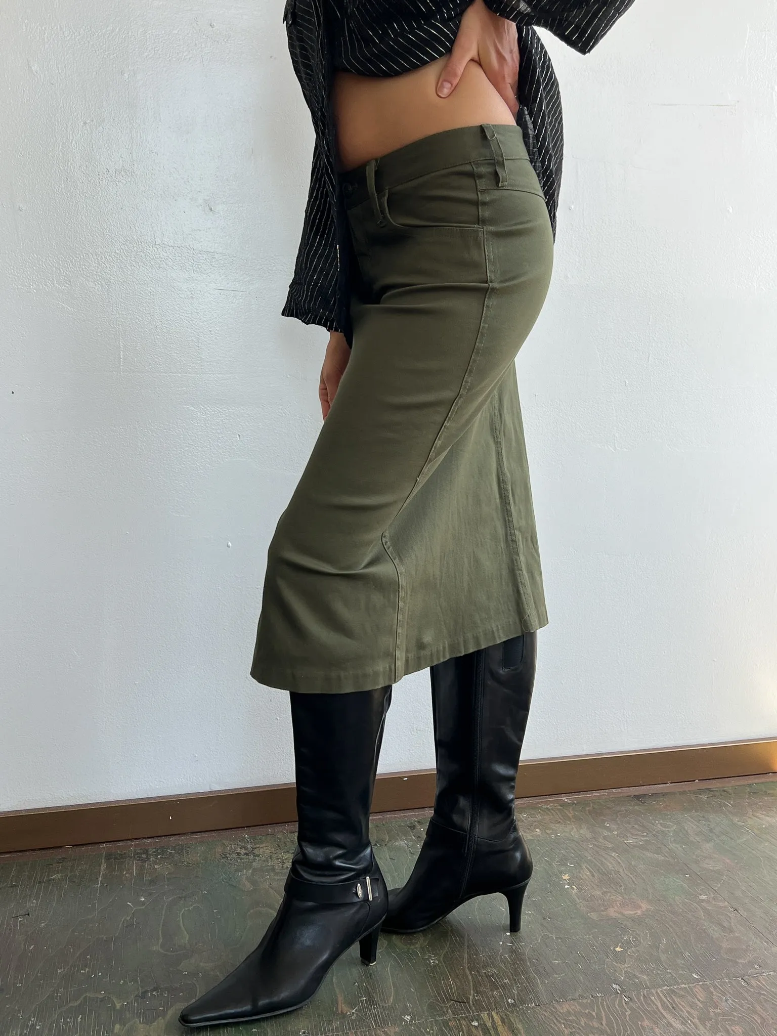 Olive Y2K Pencil Skirt (S)