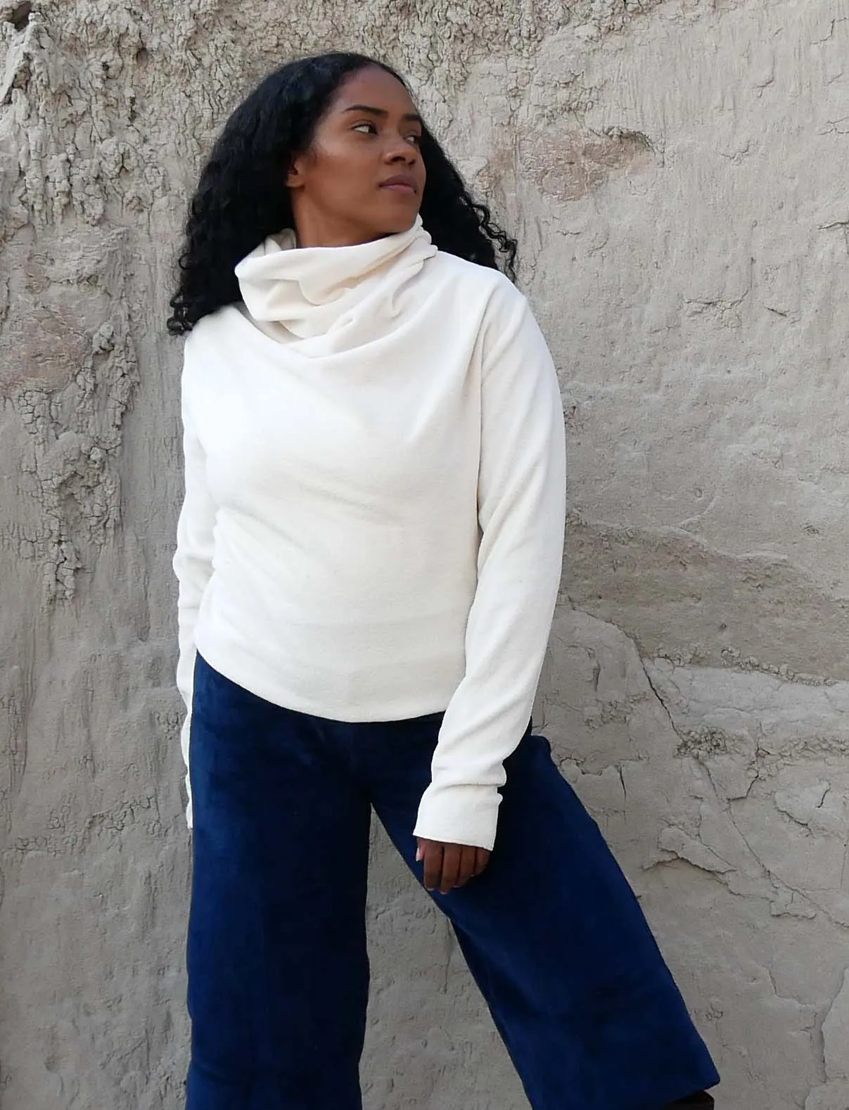 VELOUR Kundalini Simplicity Cropped Shirt