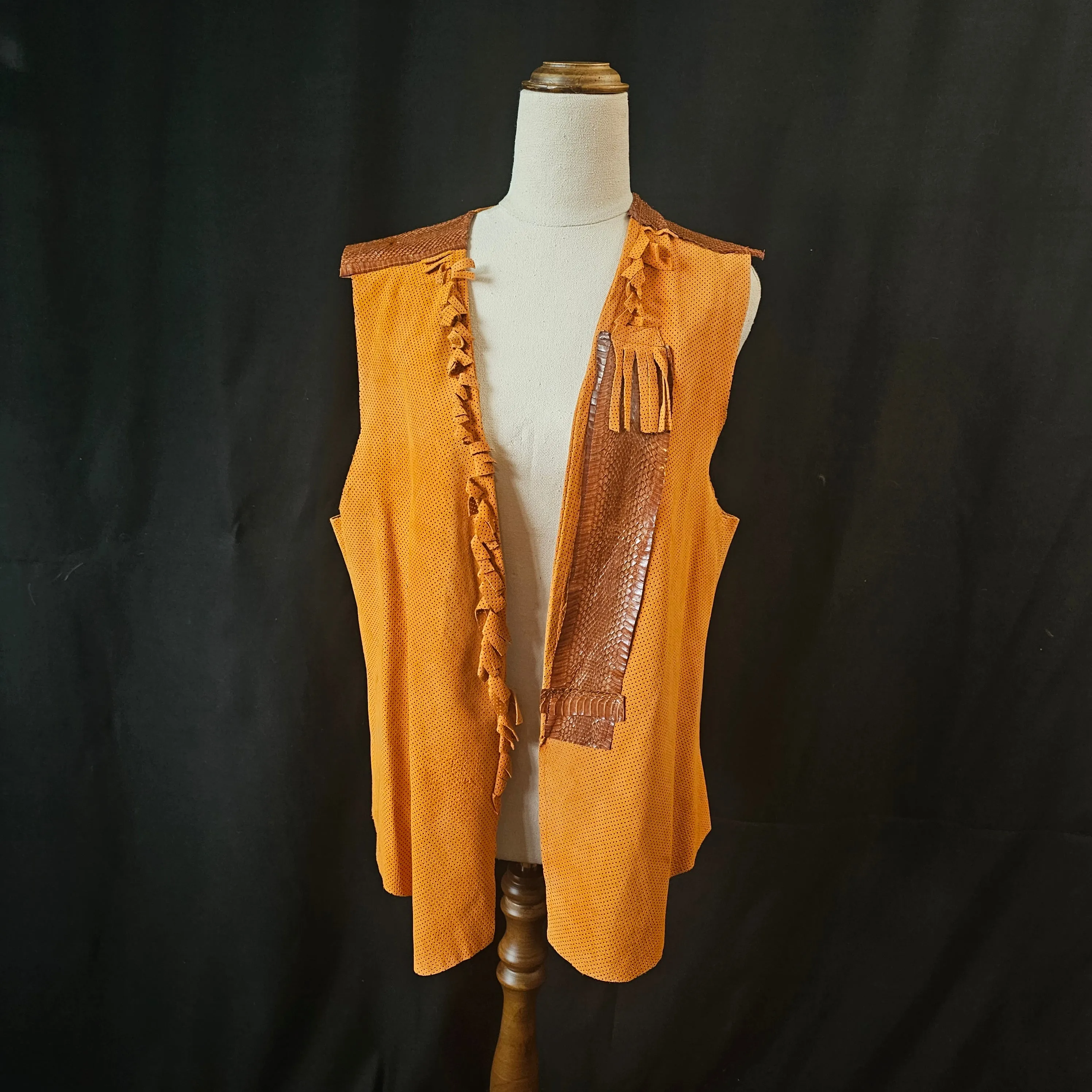 Vintage Suede Leather Vest Size (14)